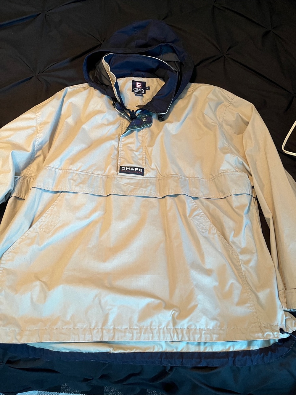 Chaps Men's Light Beige and Navy Hooded Pullover Windbreaker